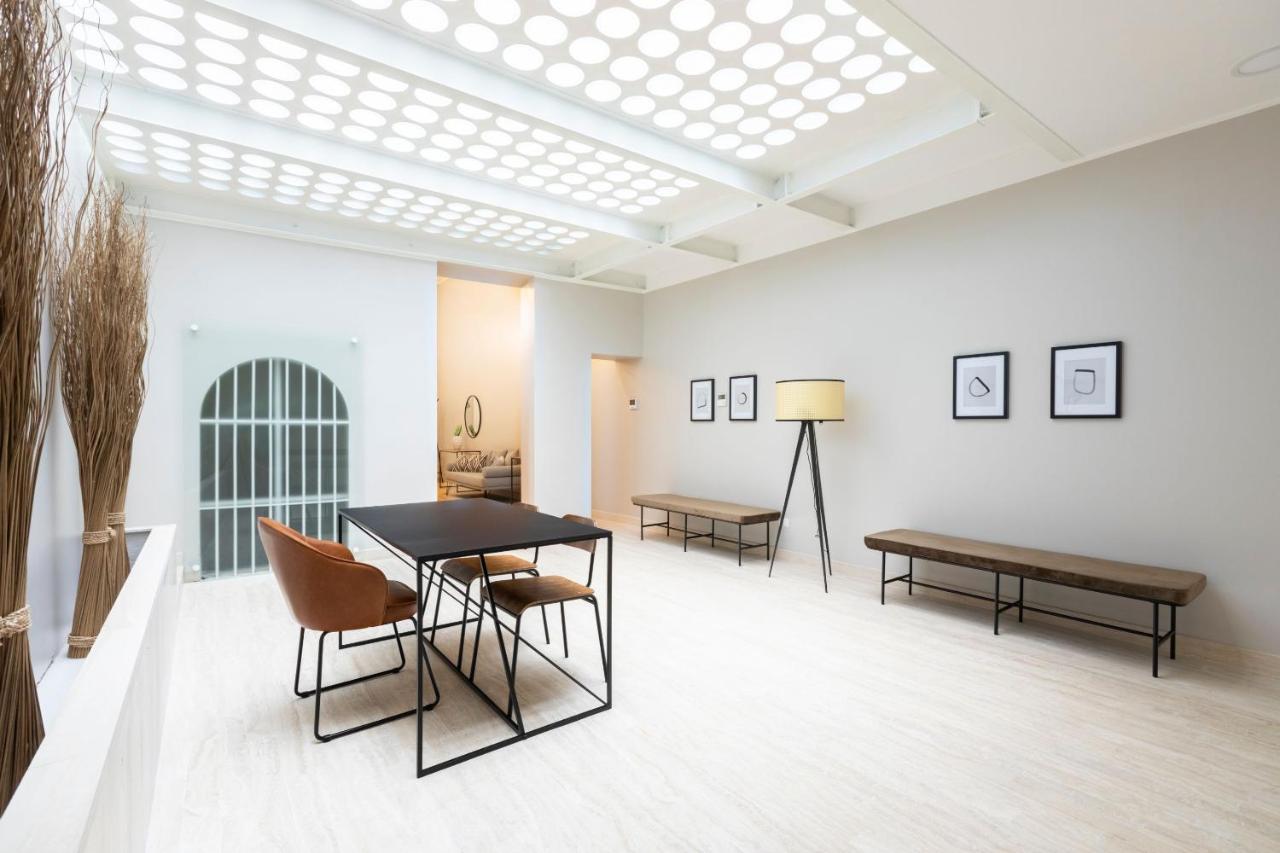 Sonder At Via Croce Rome Bagian luar foto